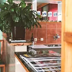 多布林亚伊马兹特酒店 招待所 4*